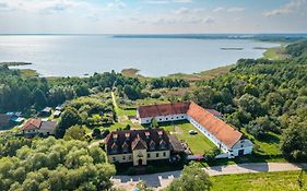 Folwark Łuknajno nad Jeziorem Śniardwy